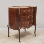 1596 6353 CHEST OF DRAWERS